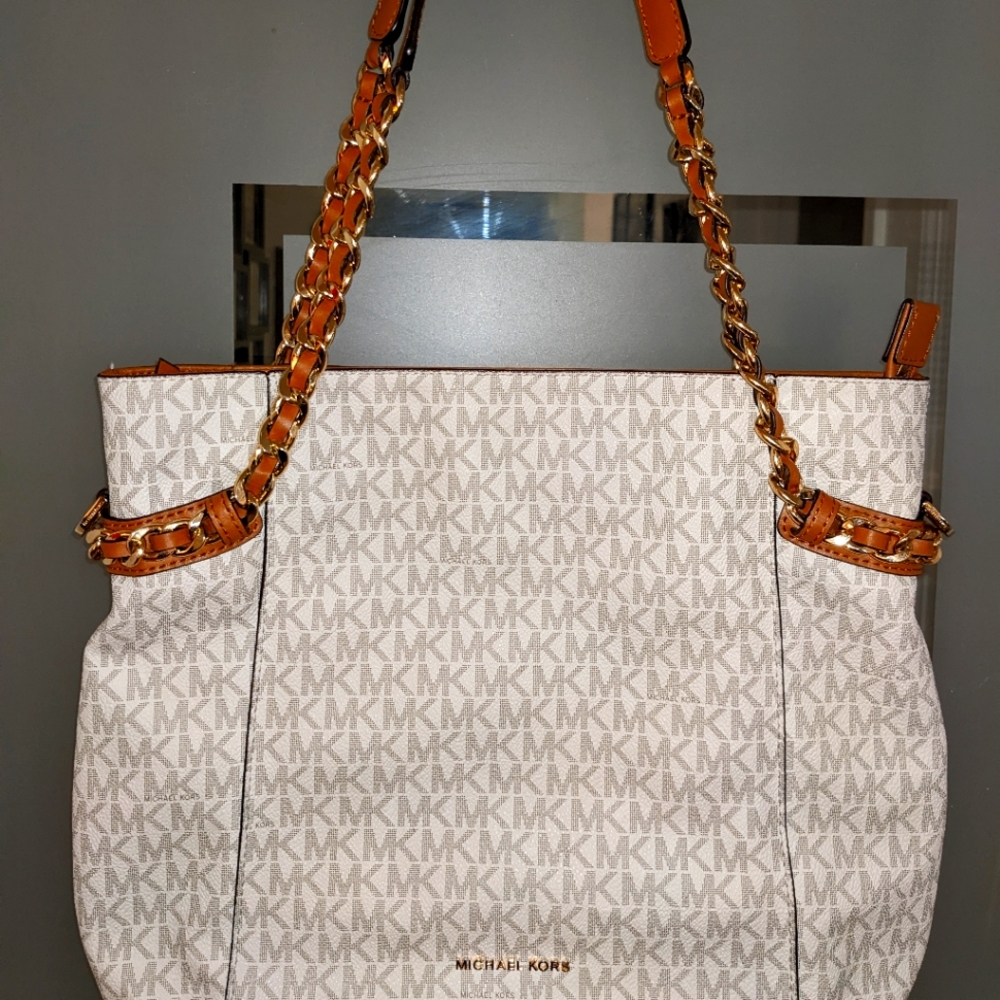 Michael Kors 2 strap purse